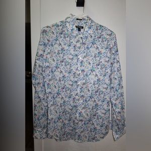 Men’s slim button down shirt